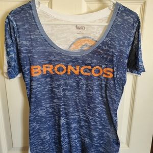 💙🧡Super soft, thin Denver Broncos top